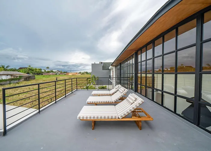 K Club 11 بيت للعطل